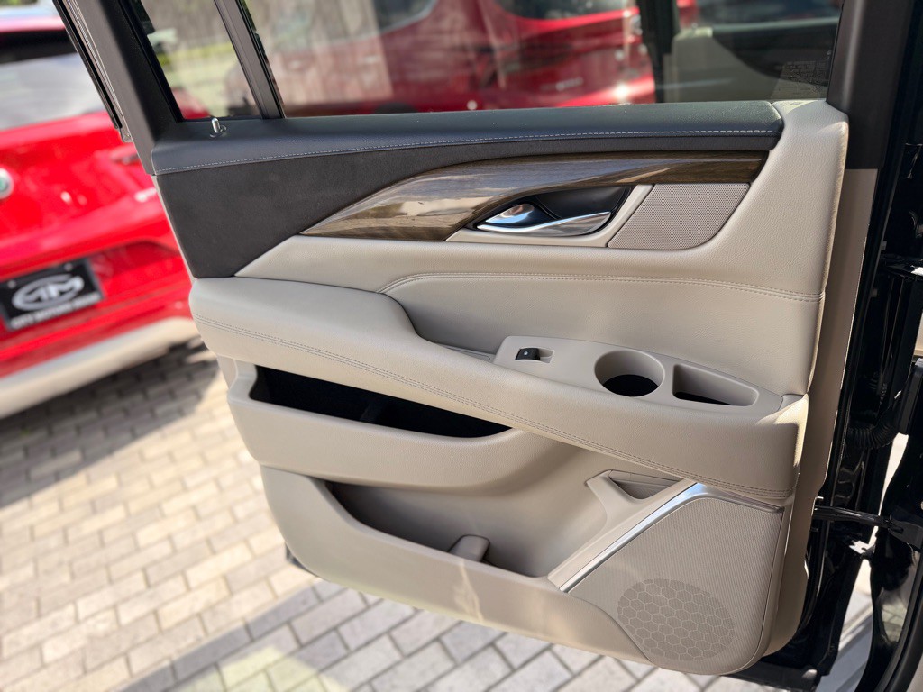 2020 Cadillac Escalade Image 23