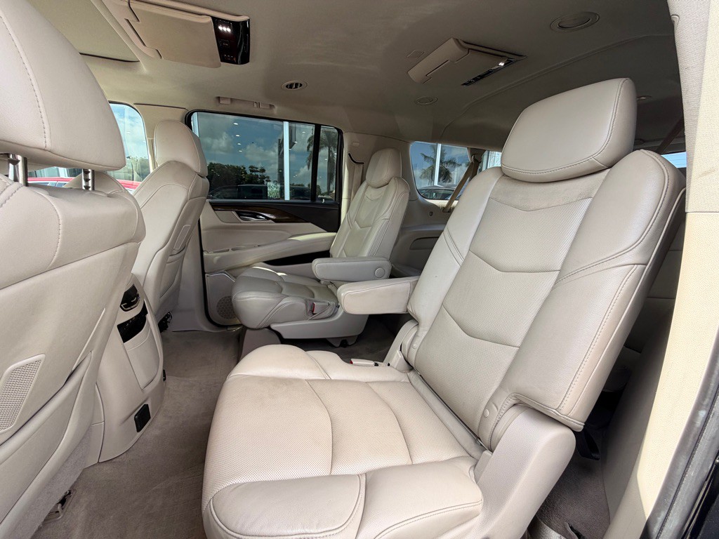 2020 Cadillac Escalade Image 24