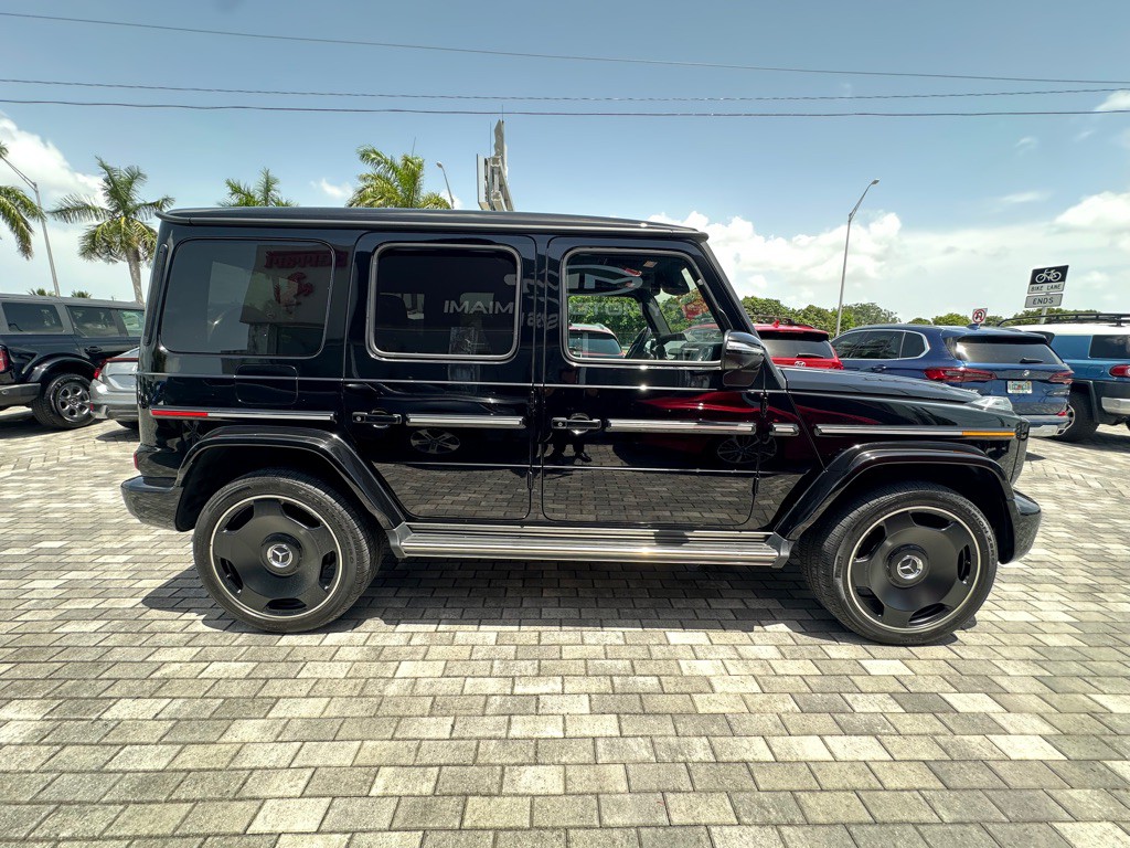 2025 Mercedes-Benz G-Class Image 9