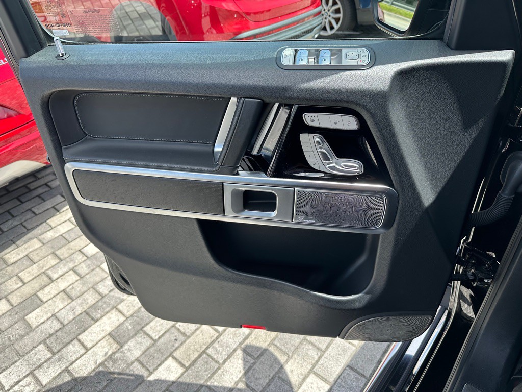 2025 Mercedes-Benz G-Class Image 10