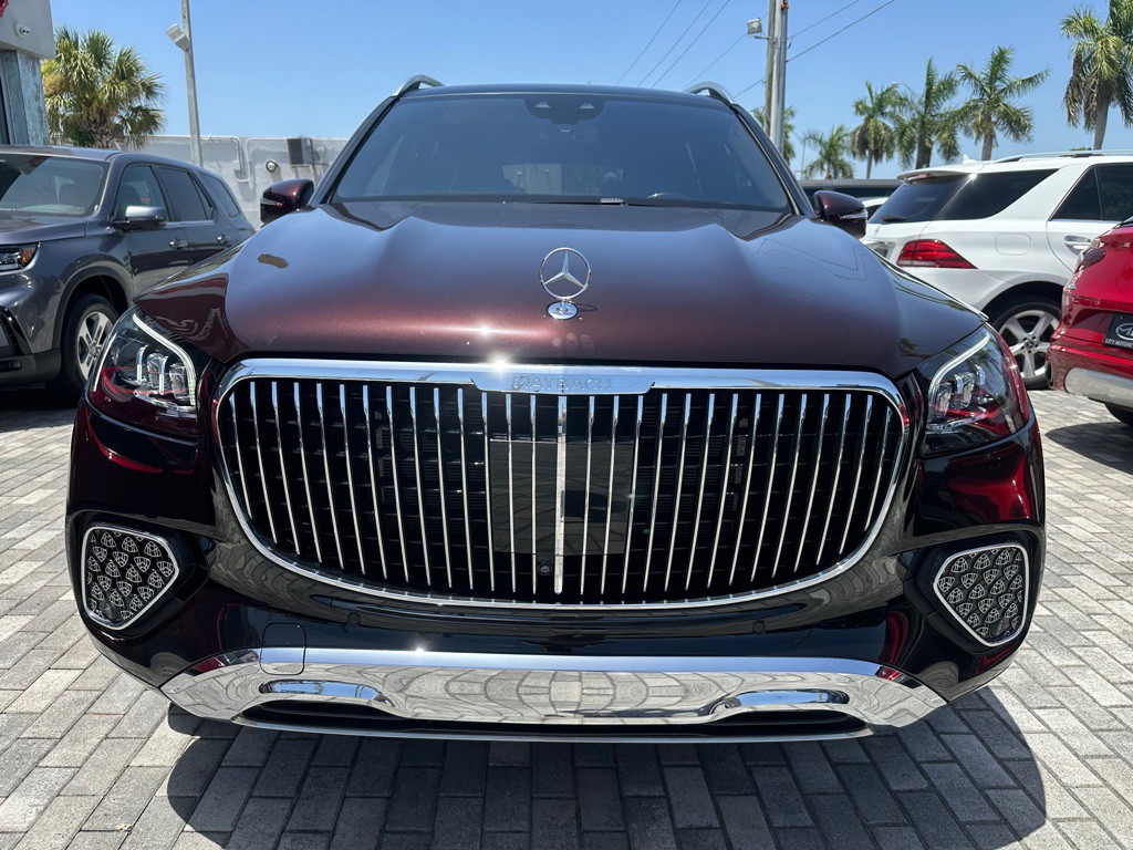 2024 Mercedes-Benz GLS-Class Image 2