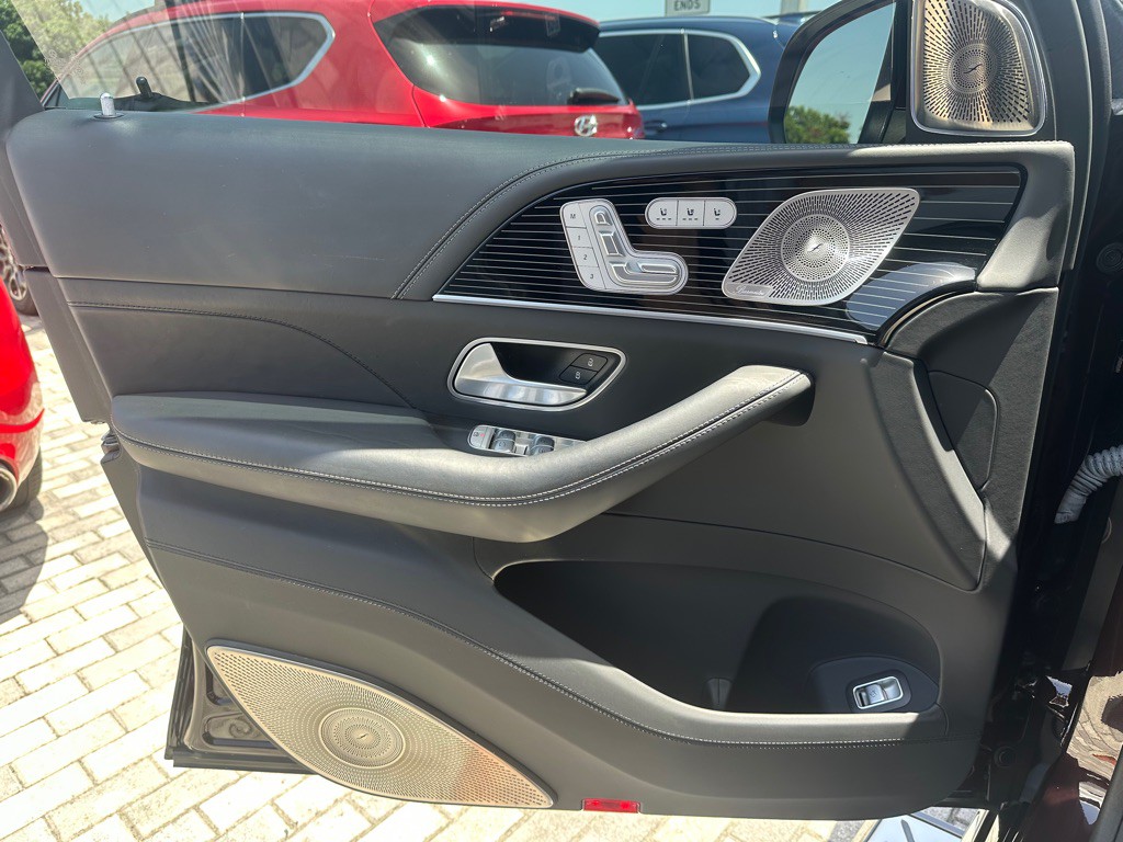 2024 Mercedes-Benz GLS-Class Image 16