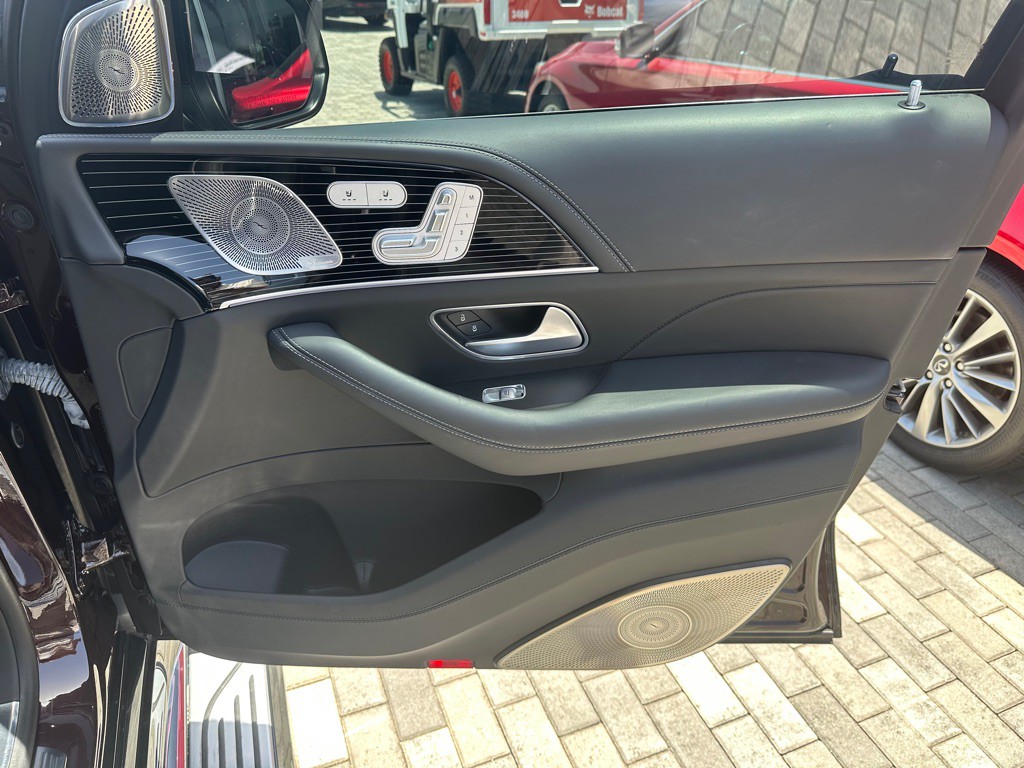 2024 Mercedes-Benz GLS-Class Image 34
