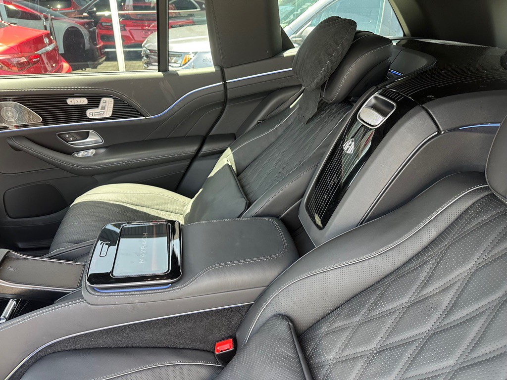 2024 Mercedes-Benz GLS-Class Image 41
