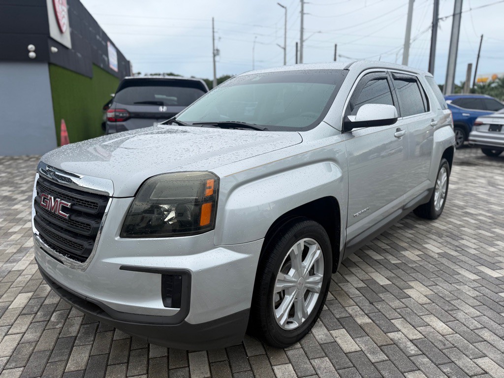 2017 GMC Terrain Image 3
