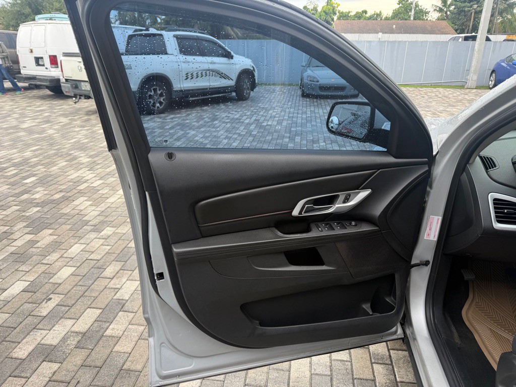 2017 GMC Terrain Image 10