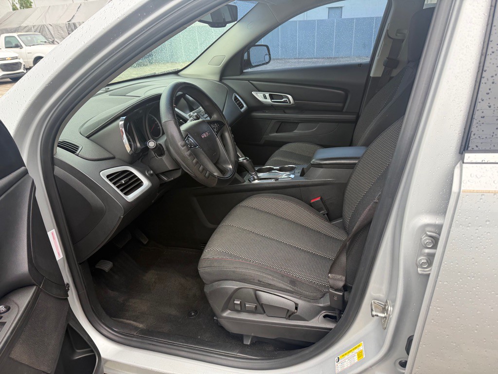 2017 GMC Terrain Image 11