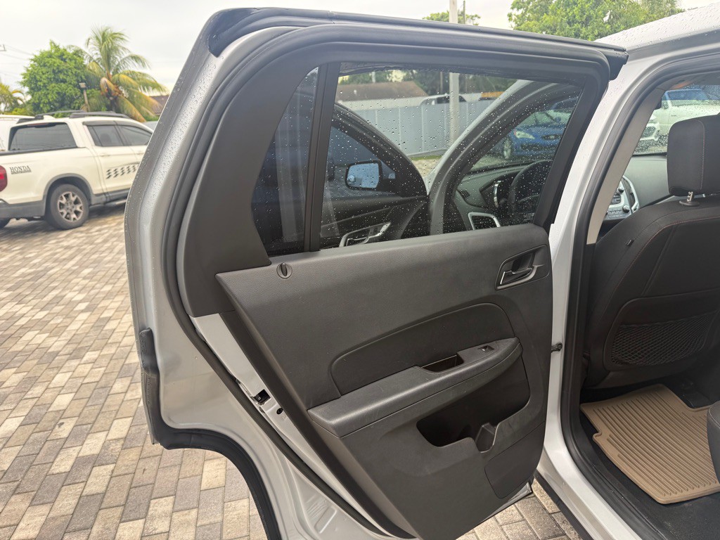 2017 GMC Terrain Image 13