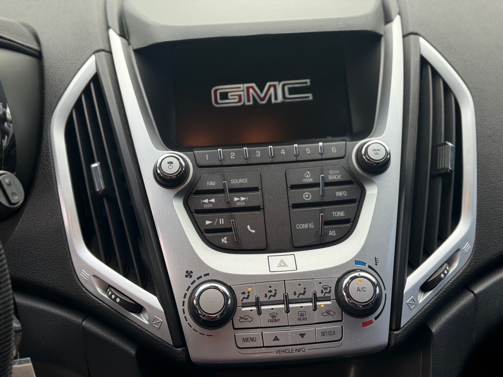 2017 GMC Terrain Image 24