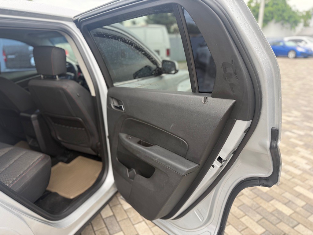 2017 GMC Terrain Image 30