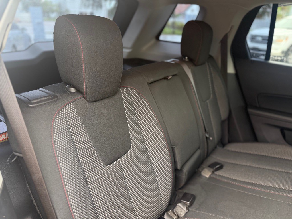 2017 GMC Terrain Image 32