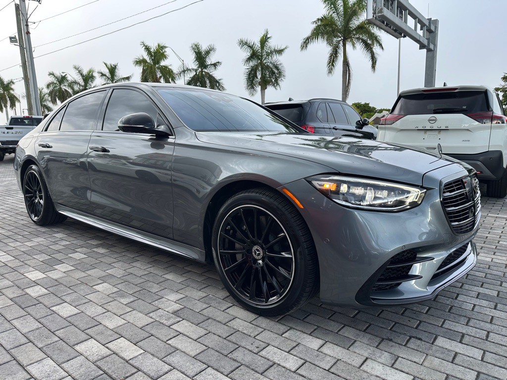 2023 Mercedes-Benz S-Class Image 1