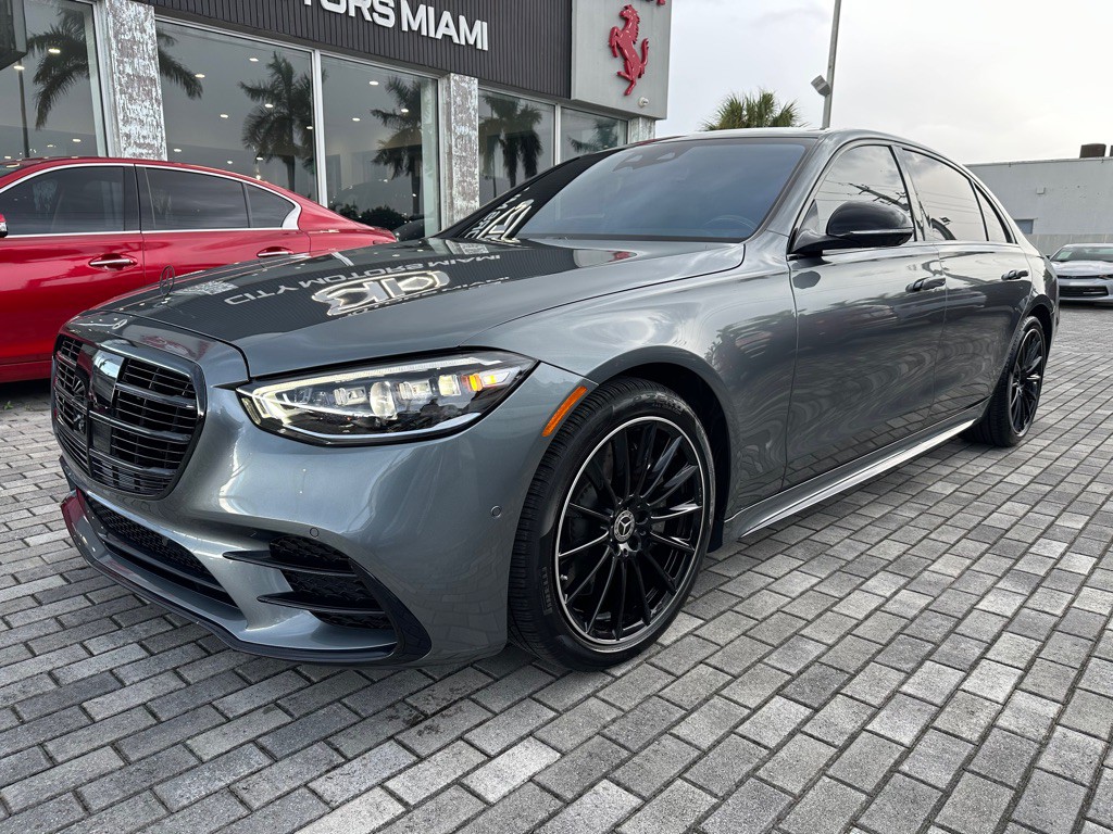 2023 Mercedes-Benz S-Class Image 3