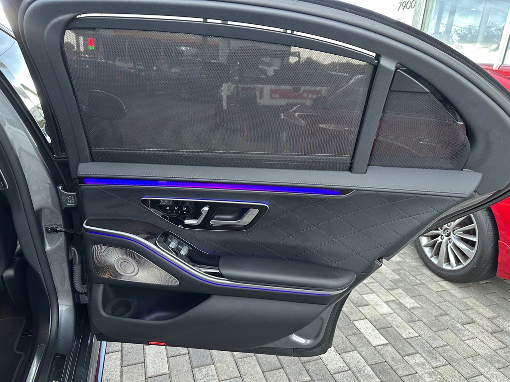 2023 Mercedes-Benz S-Class Image 30
