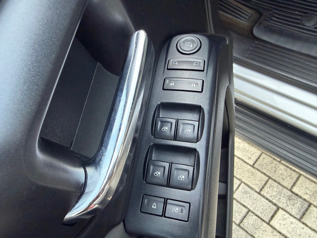 2015 Chevrolet Silverado 1500 Image 20