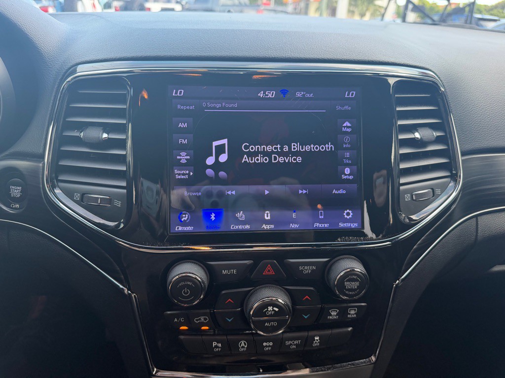 2021 Jeep Grand Cherokee Image 23