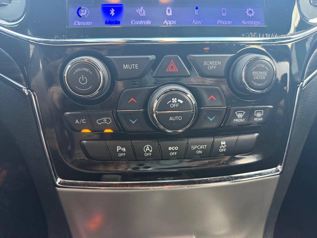 2021 Jeep Grand Cherokee Image 25