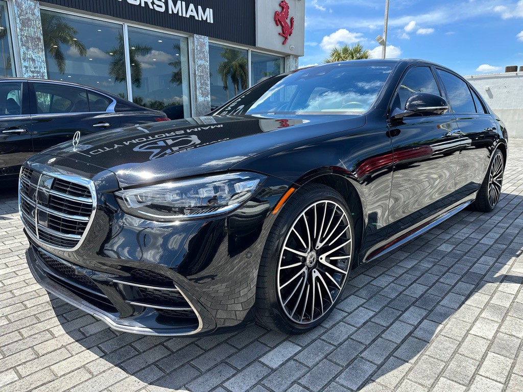 2023 Mercedes-Benz S-Class Image 3