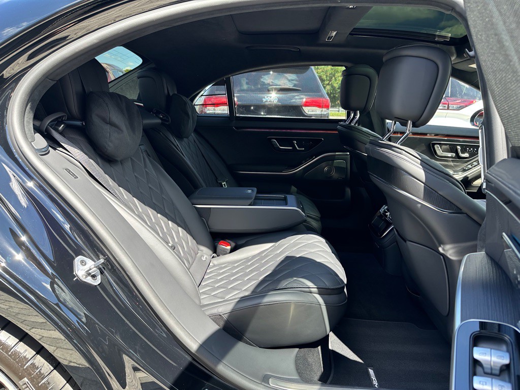 2023 Mercedes-Benz S-Class Image 30
