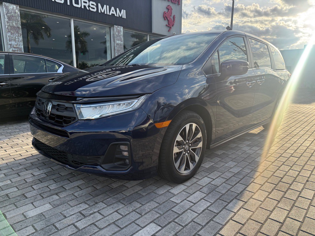 2024 Honda Odyssey Image 3