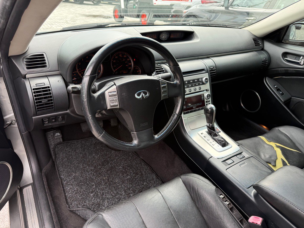 2006 INFINITI G35 Image 9