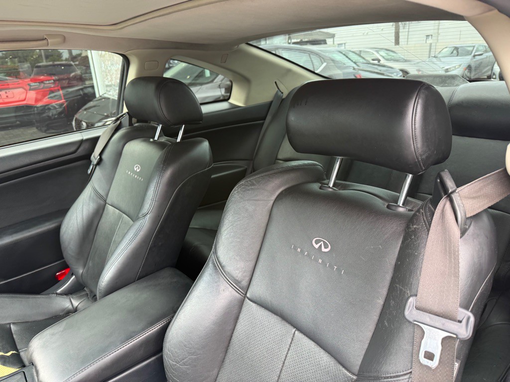 2006 INFINITI G35 Image 12