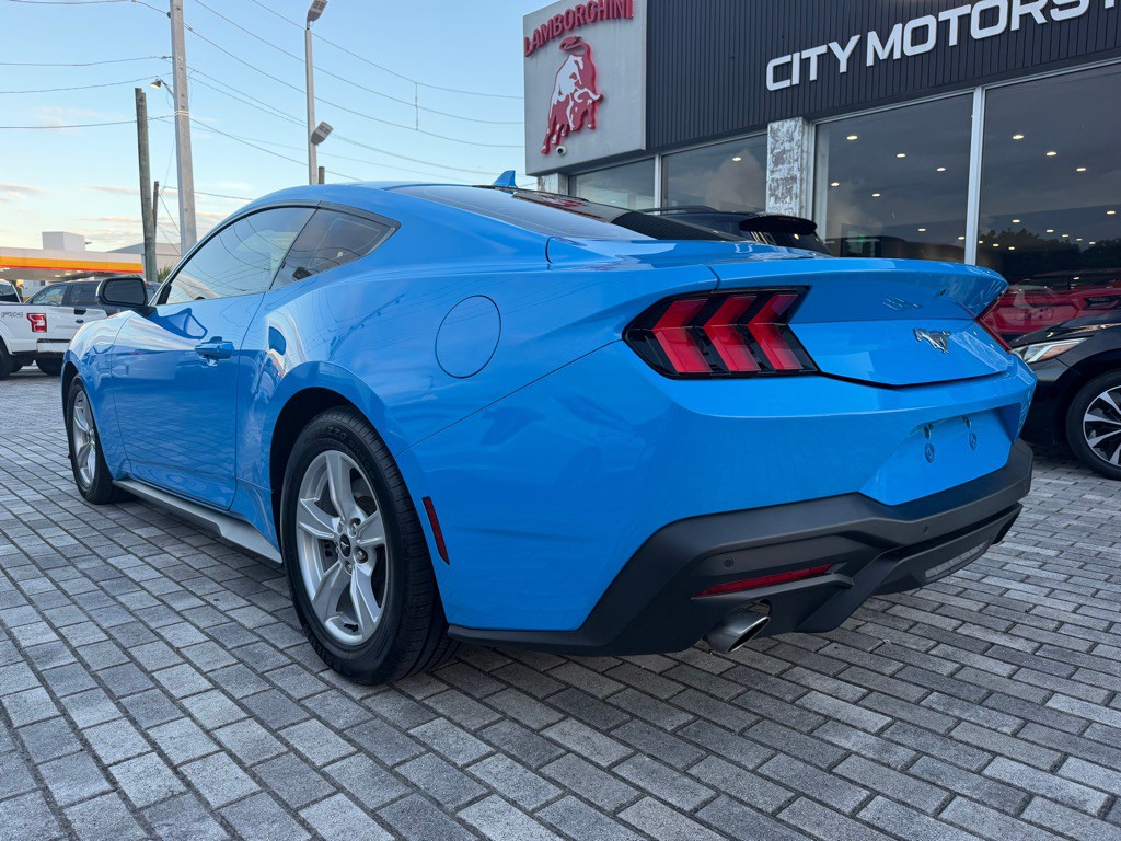2024 Ford Mustang Image 6