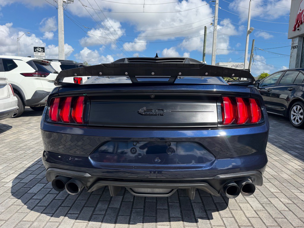 2021 Ford Mustang Image 7