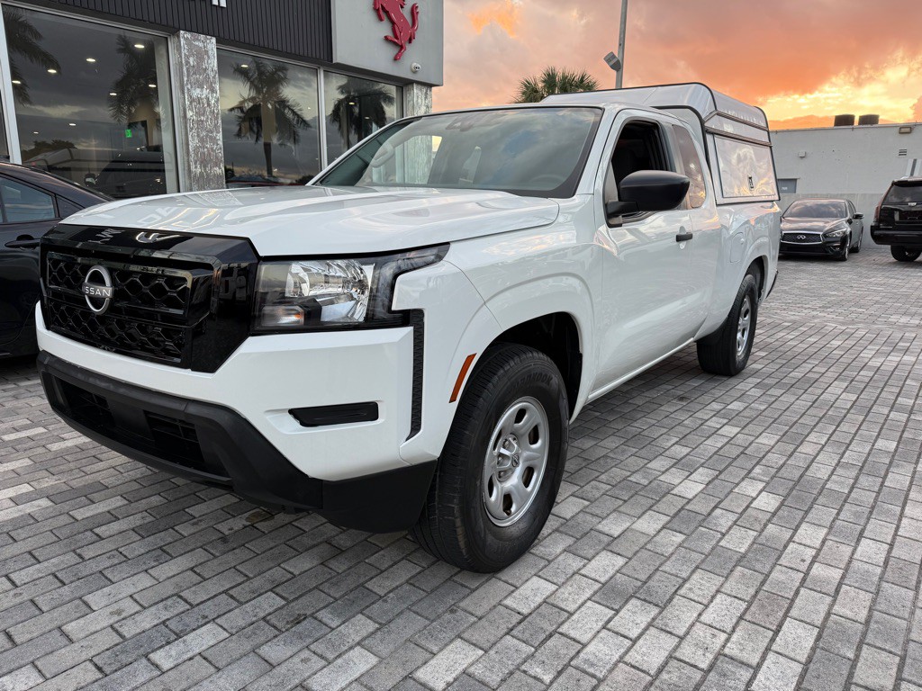 2024 Nissan Frontier Image 3