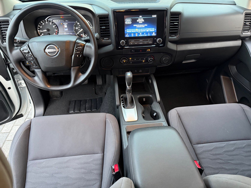 2024 Nissan Frontier Image 13