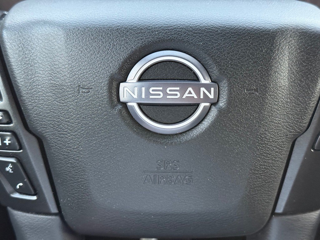 2024 Nissan Frontier Image 17