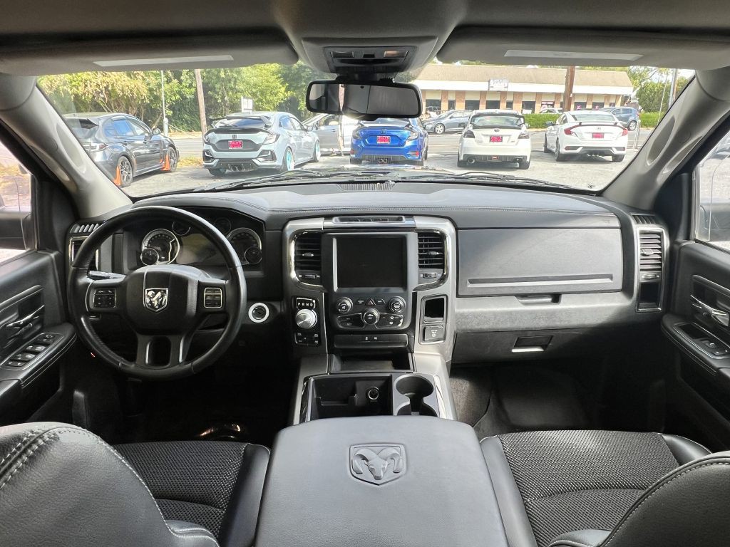 2013 RAM 1500 Image 9