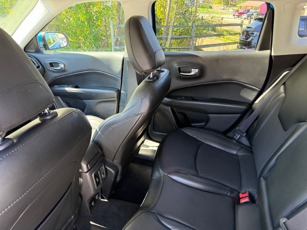 2019 Jeep Compass Image 10