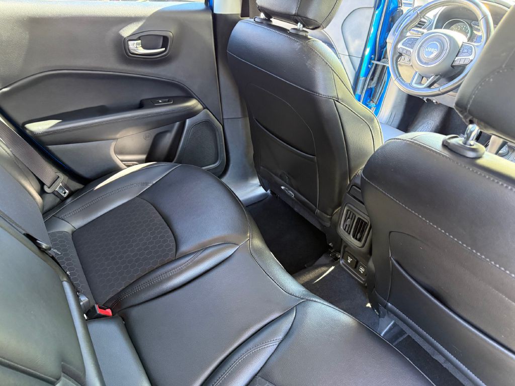 2019 Jeep Compass Image 12