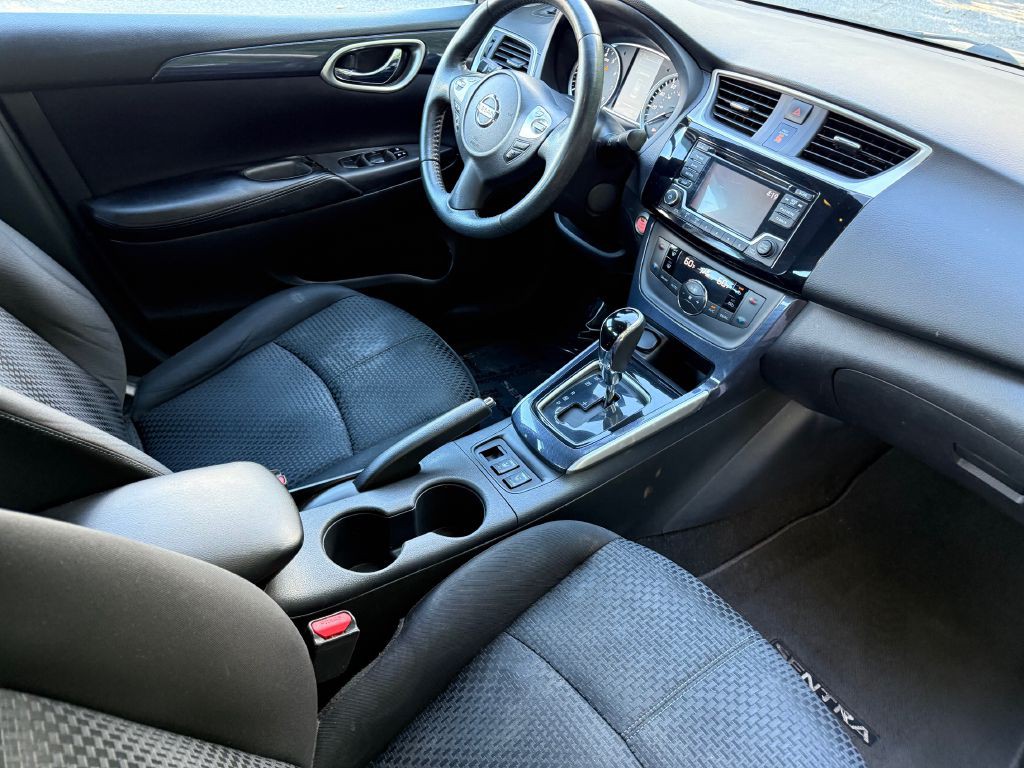 2018 Nissan Sentra Image 12