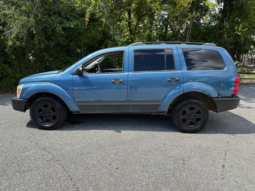 2005 Dodge Durango Image 2