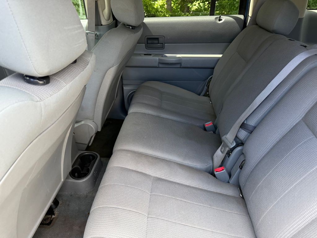 2005 Dodge Durango Image 10