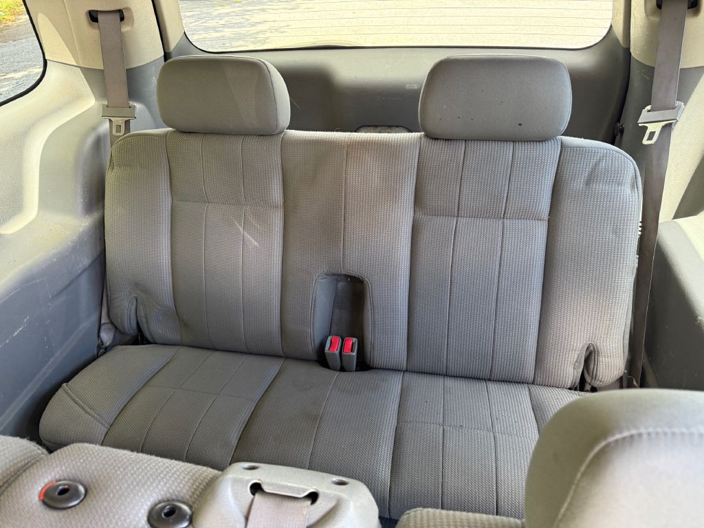 2005 Dodge Durango Image 11