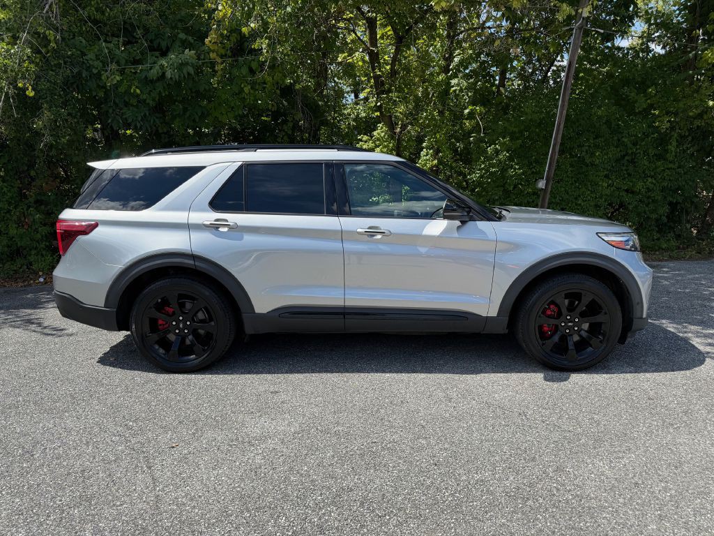 2020 Ford Explorer Image 6