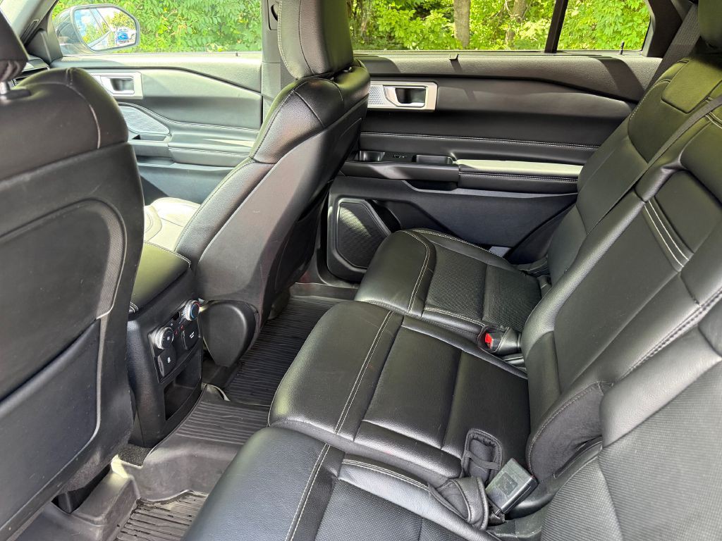 2020 Ford Explorer Image 14