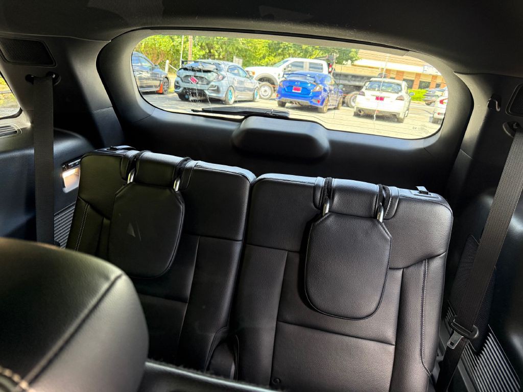 2020 Ford Explorer Image 15