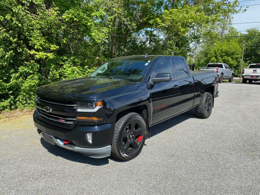 2017 Chevrolet Silverado 1500 Image 2