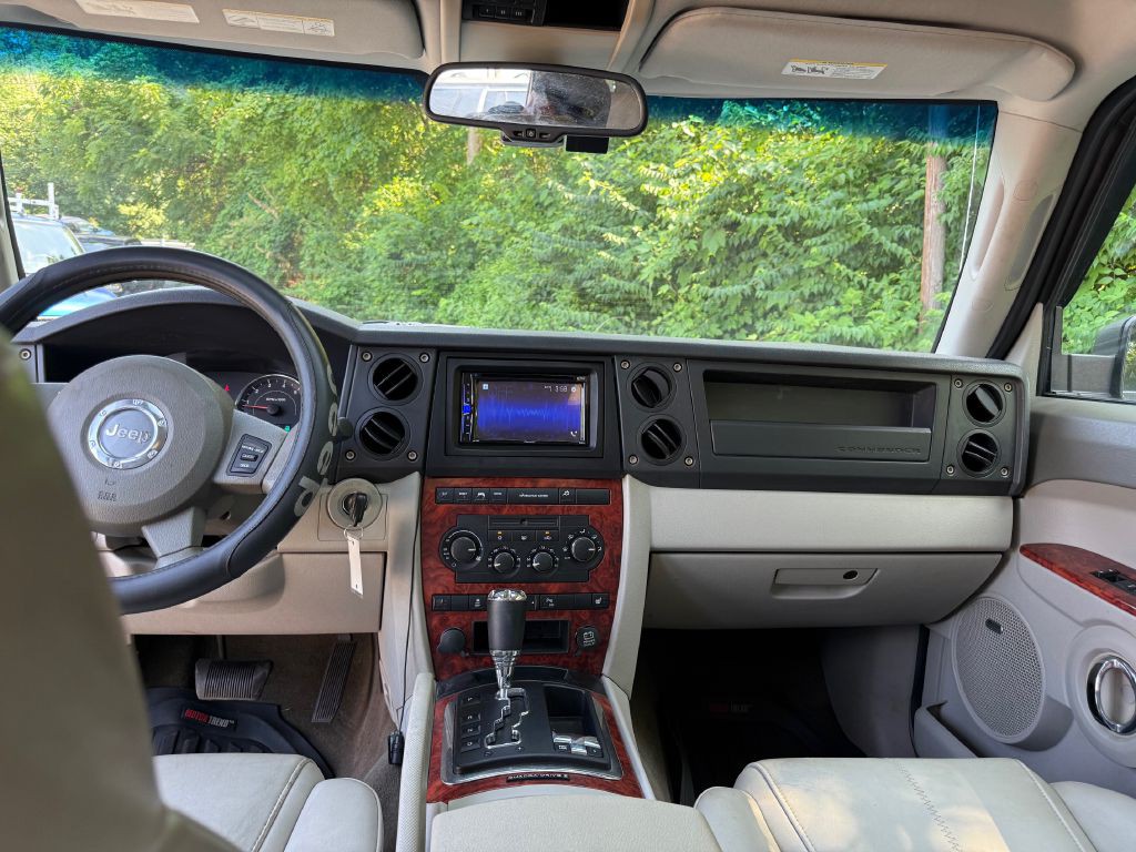 2007 Jeep Commander Image 11