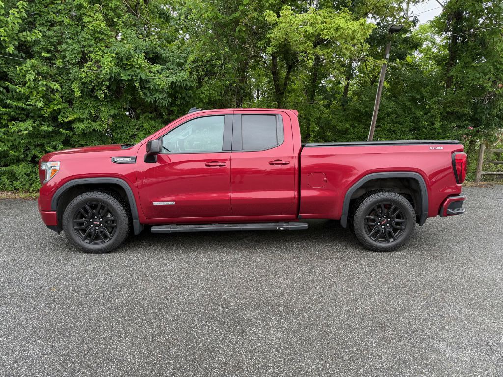 2020 GMC Sierra Image 2