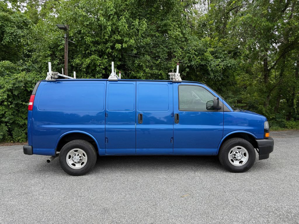 2019 Chevrolet Express Image 6