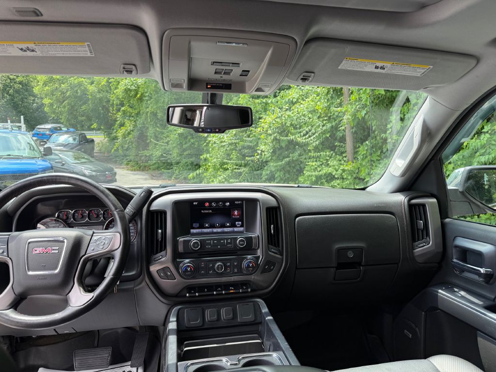 2015 GMC Sierra Image 11
