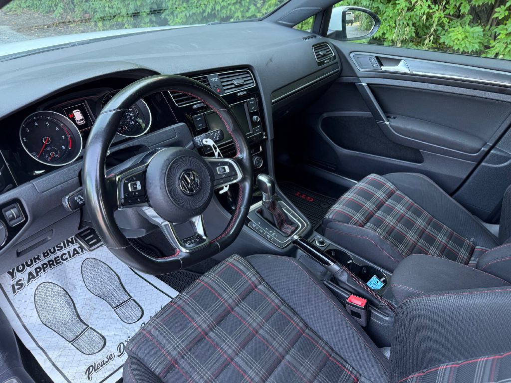 2019 Volkswagen GTI Image 9