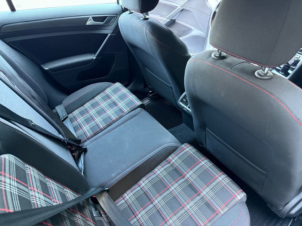 2019 Volkswagen GTI Image 13
