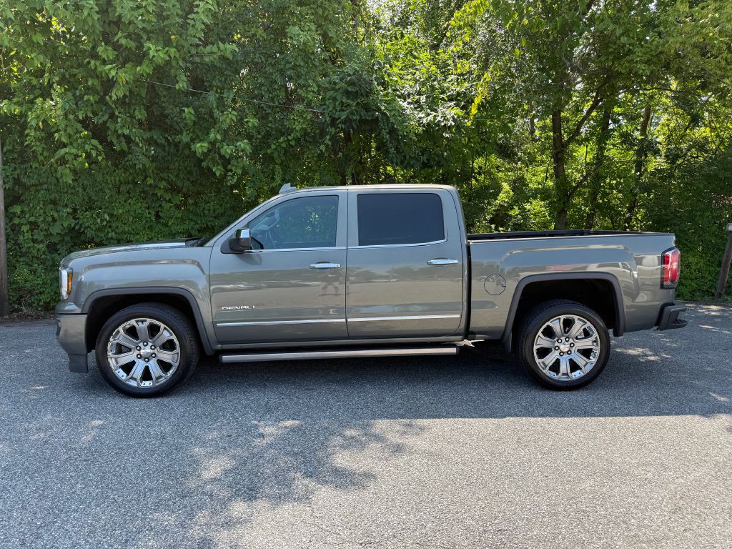2017 GMC Sierra Image 2