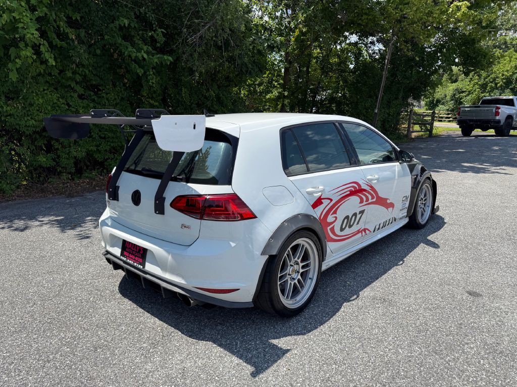 2017 Volkswagen GTI Image 5